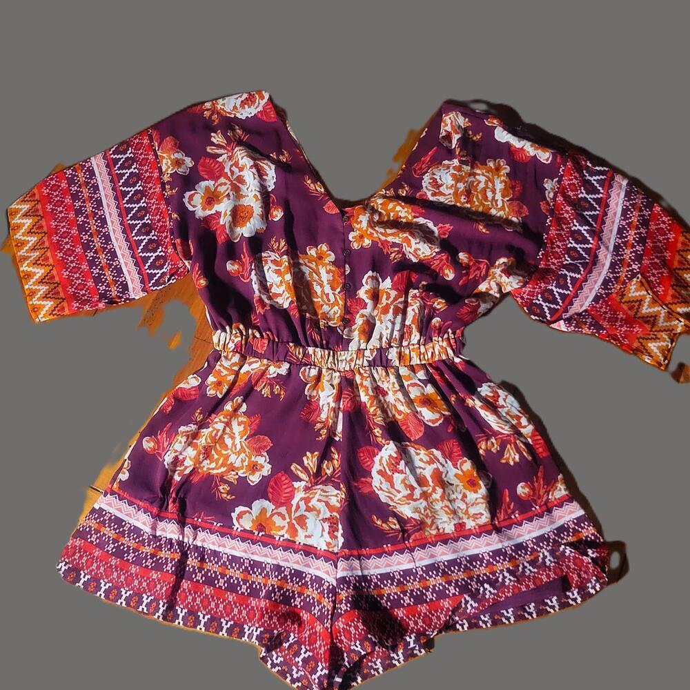 Eyeshadow Brand Boho Floral Print Romper Flared Sleeves Orange Burgundy - Size M - Picture 3 of 9